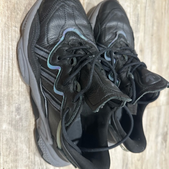 Adidas  Ozweego Men’s 8 - Picture 6 of 6